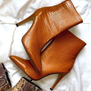 Croc heels